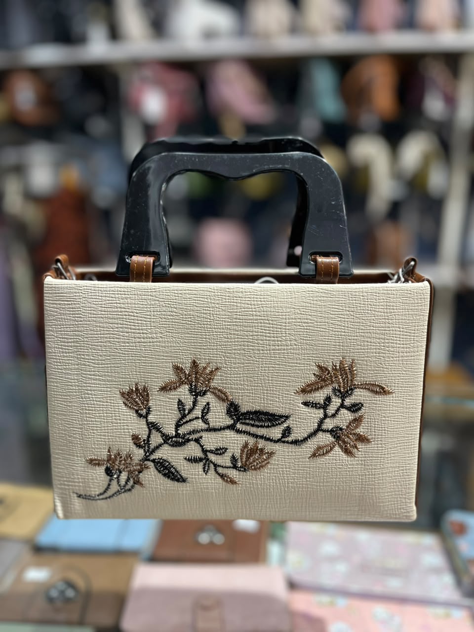 Ladies Elegant Handbag