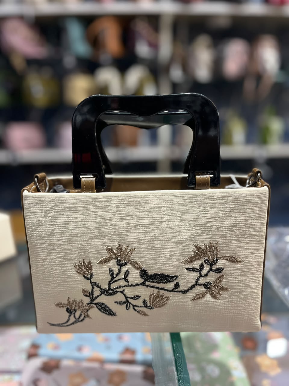 Ladies Elegant Handbag