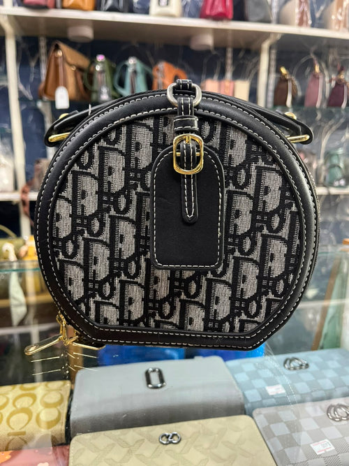 Round Fancy Purse