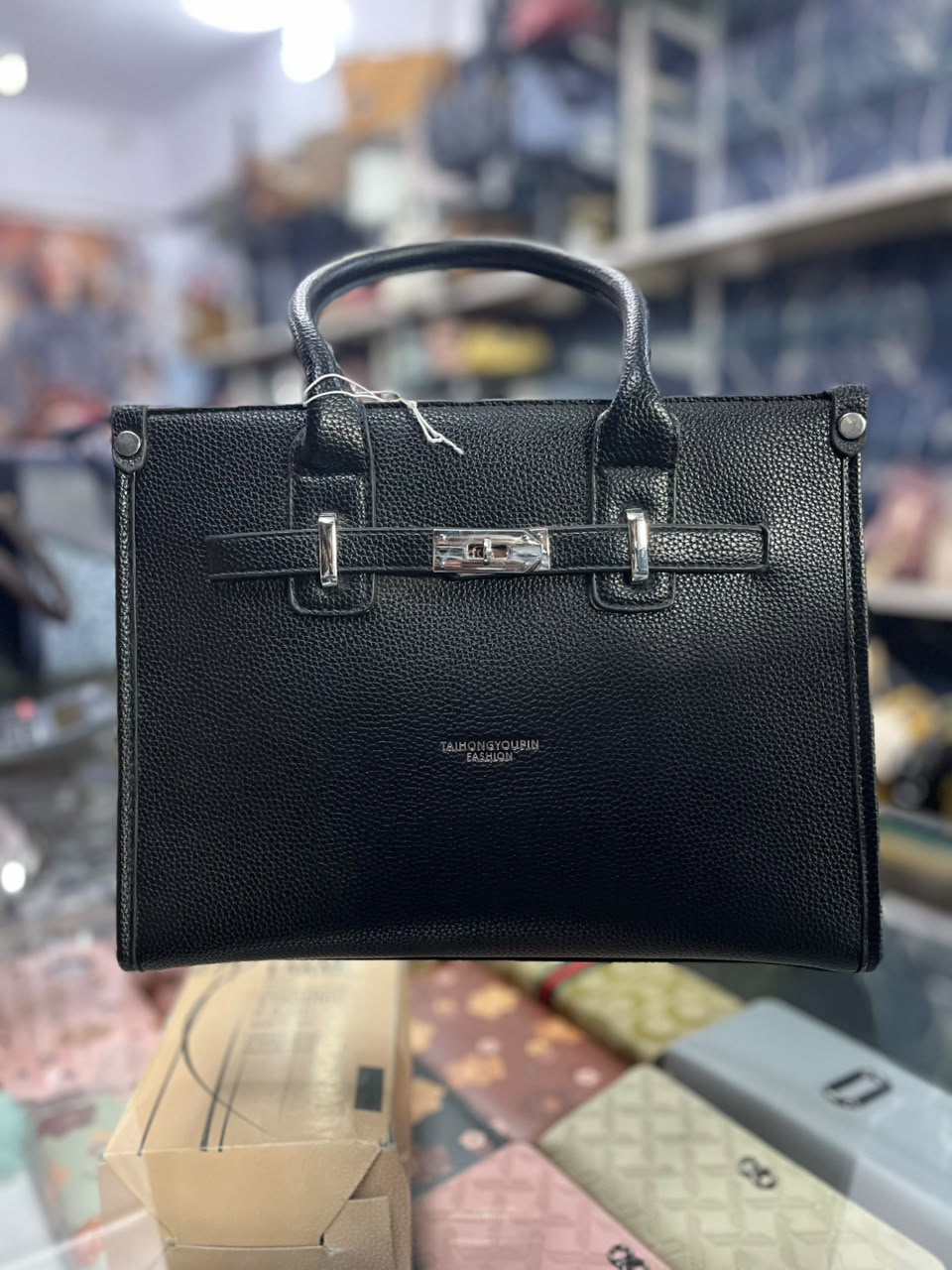 taihongyoupin Brandeed Purse