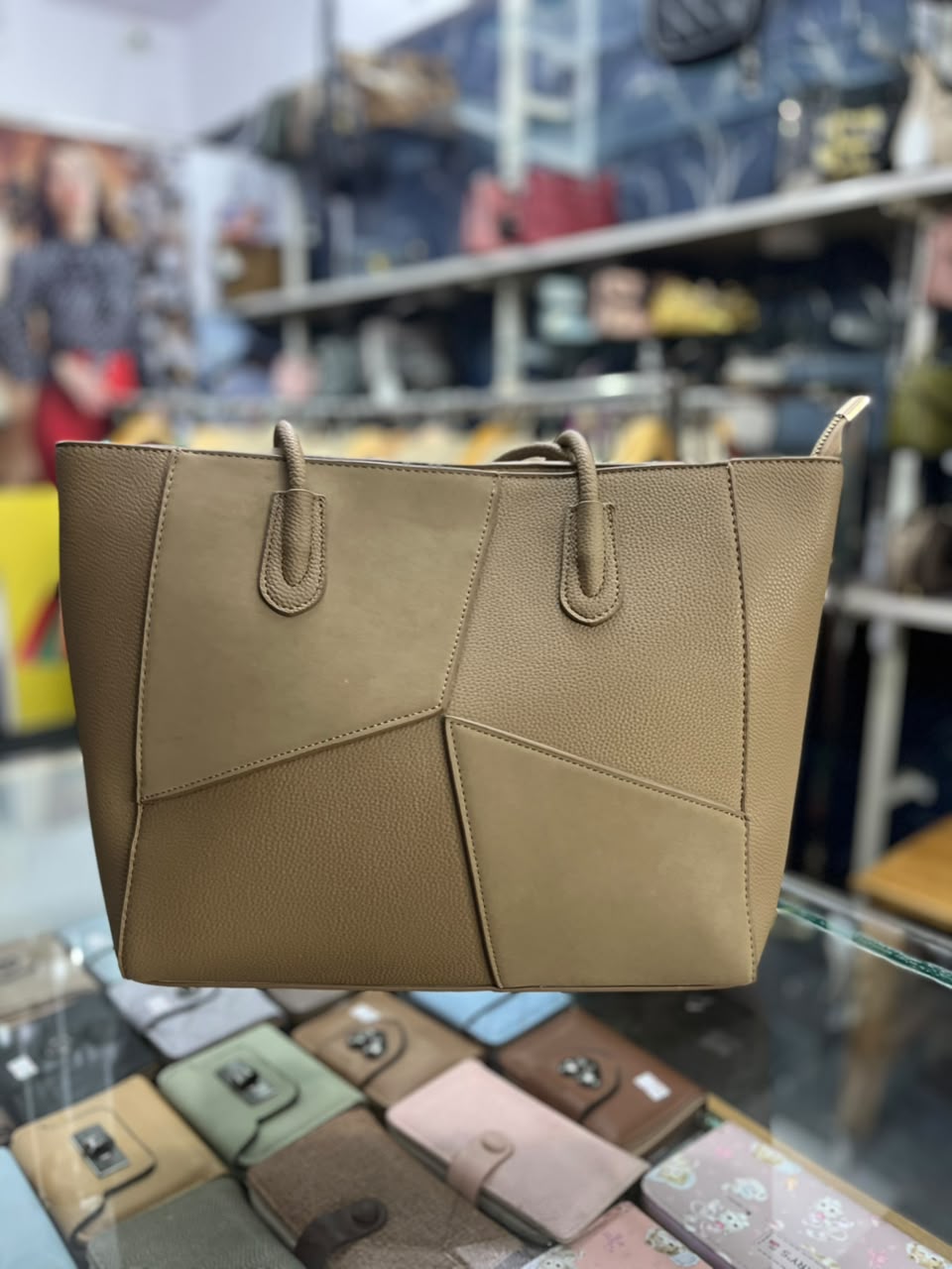 WOMEN BRANDED PURSE