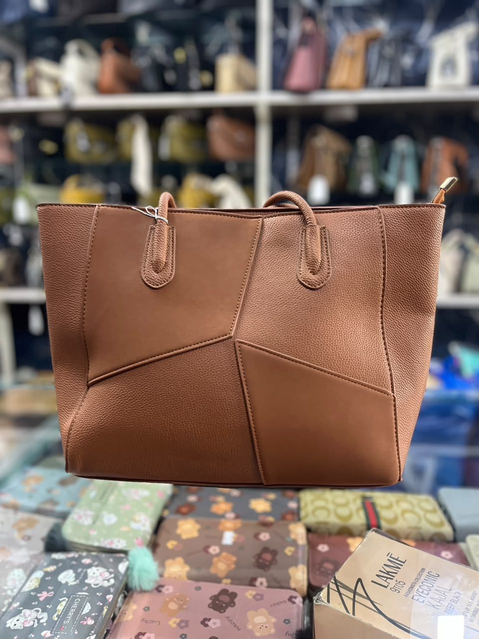 WOMEN BRANDED PURSE
