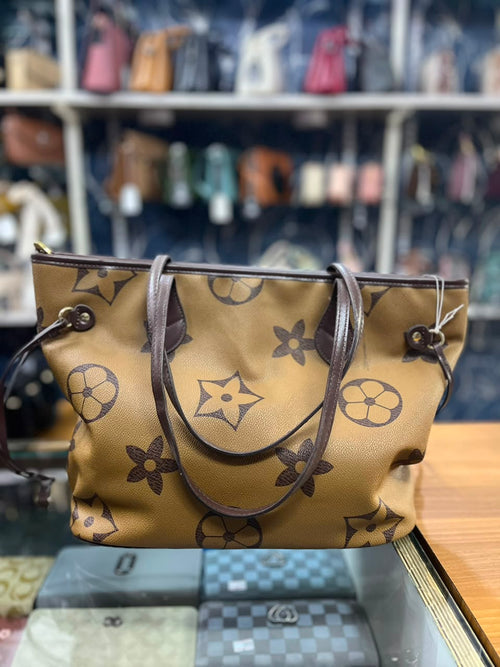 FANCY BRANDED PURSE