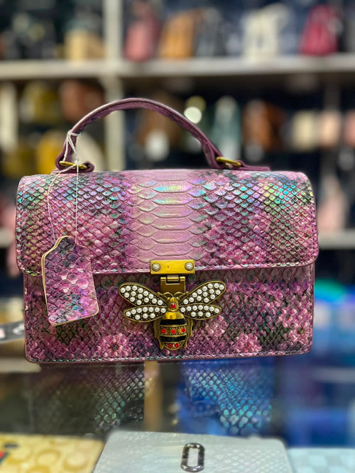 BUTTERFLY LOCK PURSE