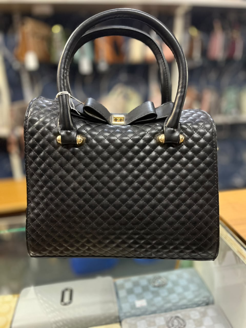 WOMENS FANCY BRANDED PURSE