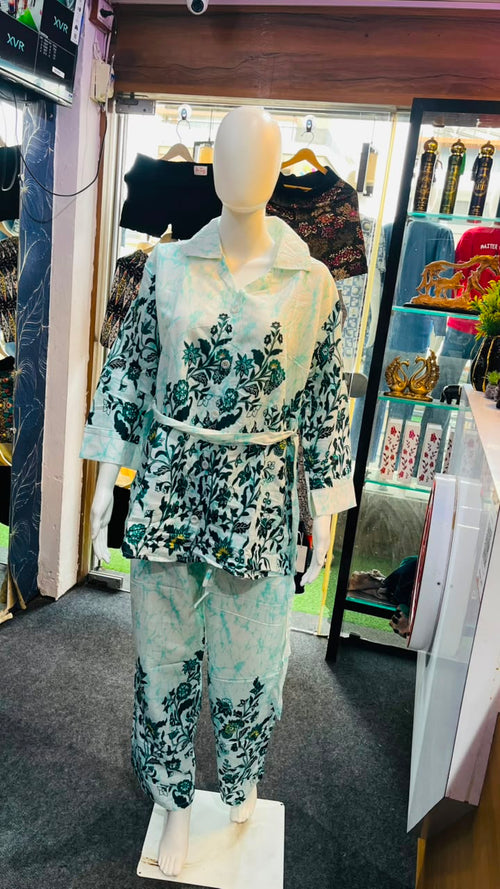 Women Western Kurti Pant Set