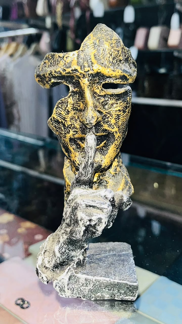 HORROR GIFT ARTICAL